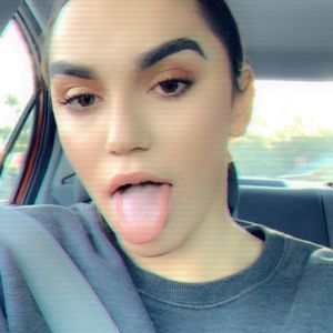 Meet your Posher, Allie